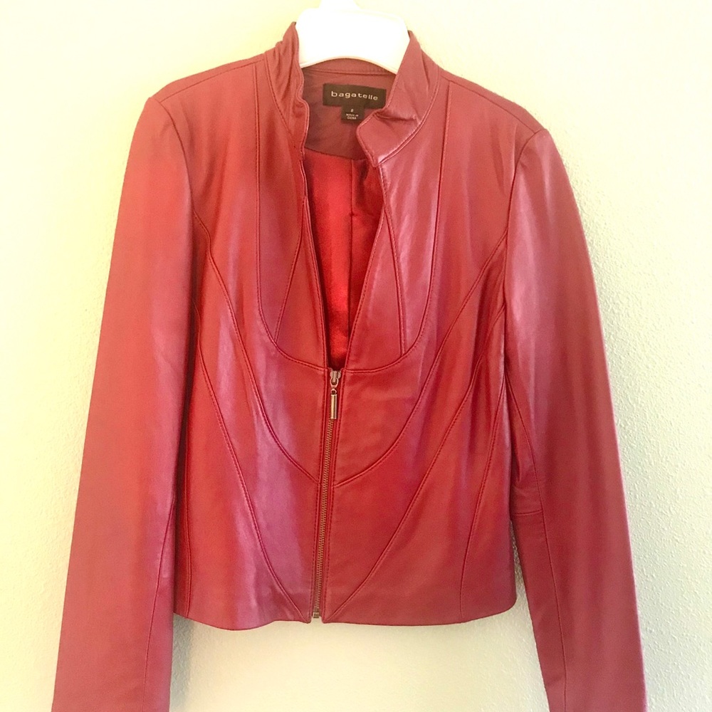 Ladies cropped jacket